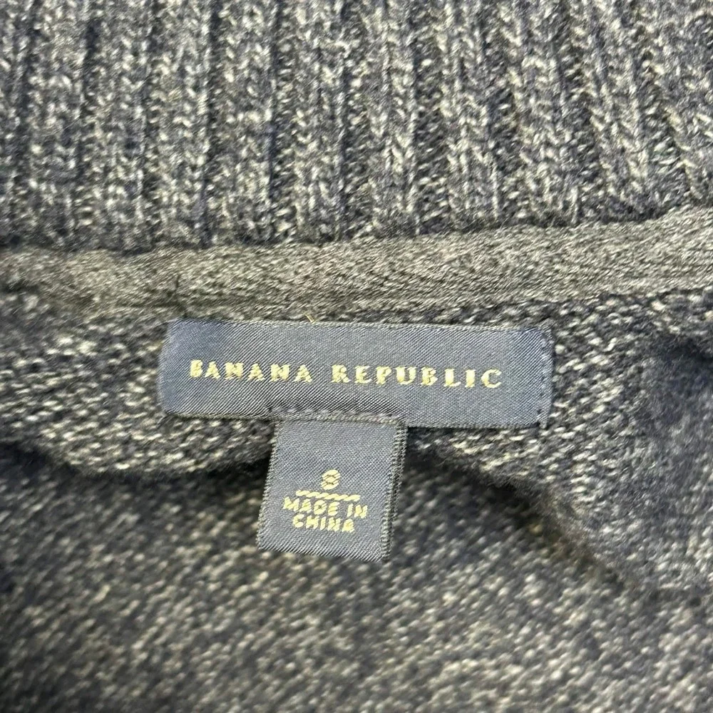 Banana Republic brand banana